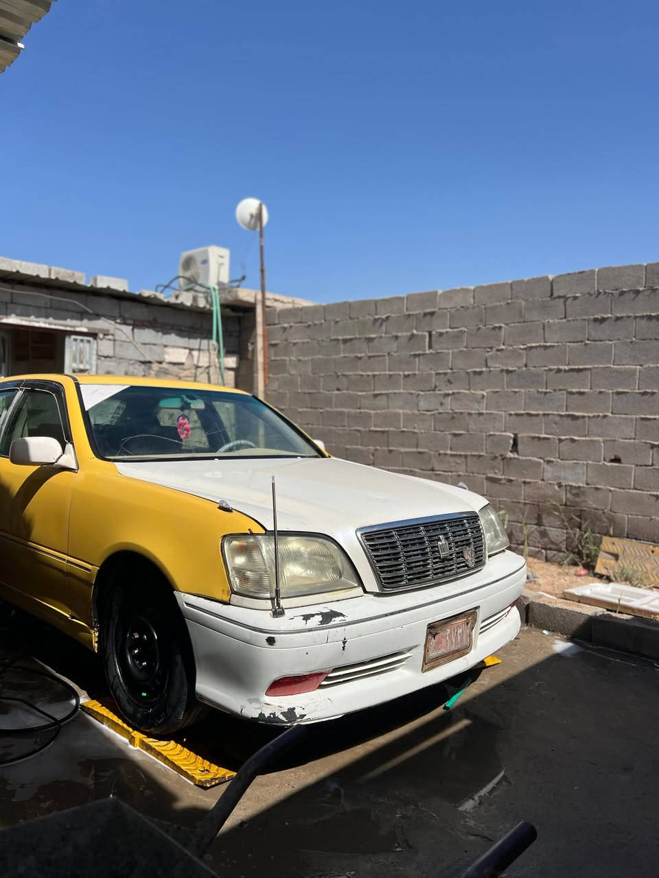 سلام عليكم
جنون ملكه للبيع سياره كصتين كصتين كير محرك فيفيتي غاز بانزين انسى شي اسمه صرف تبريد شغال شاصي75 حداديه حلوه تايرات نص عمر بديها حلوه السياره نصبتها حلوه بس وكاله راعي نجف مكان السياره بصره استفسار اكثر اتصل ***********

السعر 33وبيها مجال
