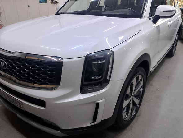 السلام عليكم تولا رايد موديل ٢٠٢٠ السياره خليجيه سته سلندر فول مراصفات بانوراما بصمه شاشه كامره كشنات كهرباء فور ويل بردات خلفيه كشنات تدفئه تبريد يعني السياره فول للاخير ماشيه ٦٩  السياره بيه صبغ قليل بين الجاملغ والبنيد بدون دواخل السياره خليجيه السعر ٢٦٨ مكان الساره المنصور قرب مطعم زرزوررقم الهاتف ***********
