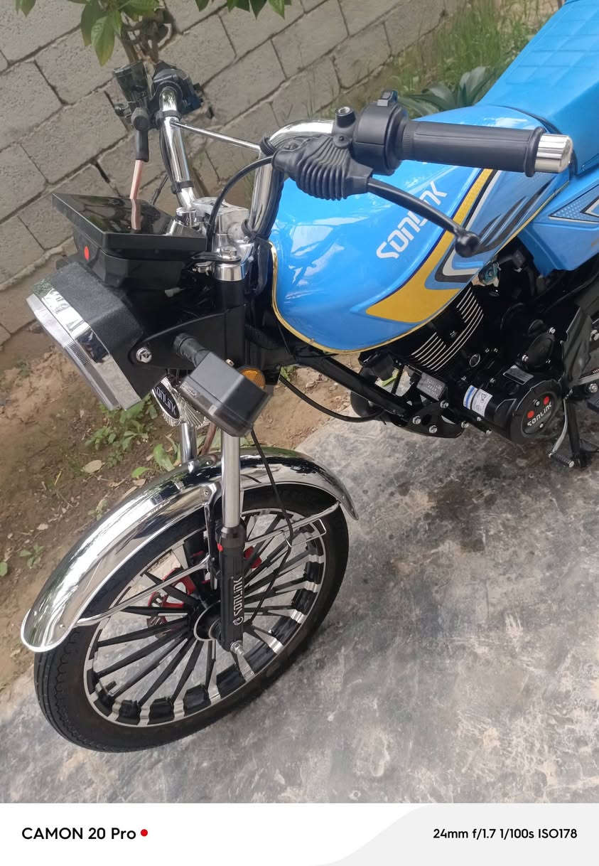 سـلام عليـكم 
سيـفان 2025 لون مميز 200ccزيرو ستعمال يومين فقط 
كفالة من چكت الابرة بصمات تشغيل عن بعد عداد لمسافة 800متࢪ فقط دراجة طگ فلين عارضهة 825وبيهة مجال حك لجية اوراق كارتوني 

ملاحضة سعرهة بل معارض مليون 
ابيعلك جوة سوكهة وبيهة مجال لشراي يتصل وعيوني الة

مگـاني ديالى بعقوبة قرب جسر خرنابات 
***********📞📞
