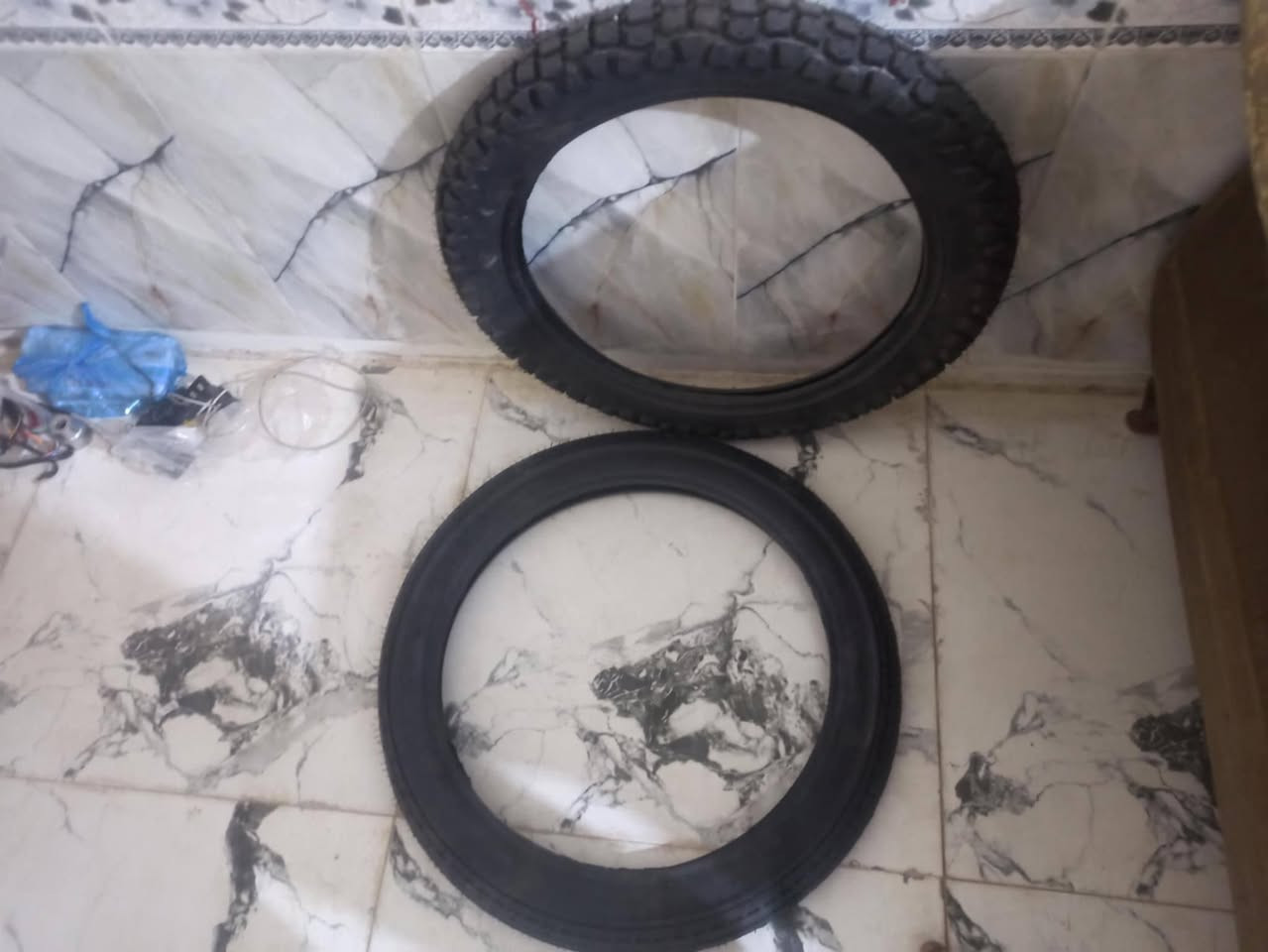 السلام عليكم شاصي نامه وياه الغراض البصوره كله جديد ما بي شي مستخدم
الشاصي ٢٣كلك اكفله من كلشي
لا عواج ولا لحيم ناصريه مركز


**إذا كنت صاحب هذا الإعلان وتريد حذفه لأي سبب، رجاءا أرسل رسالة إلى الدعم الفني**