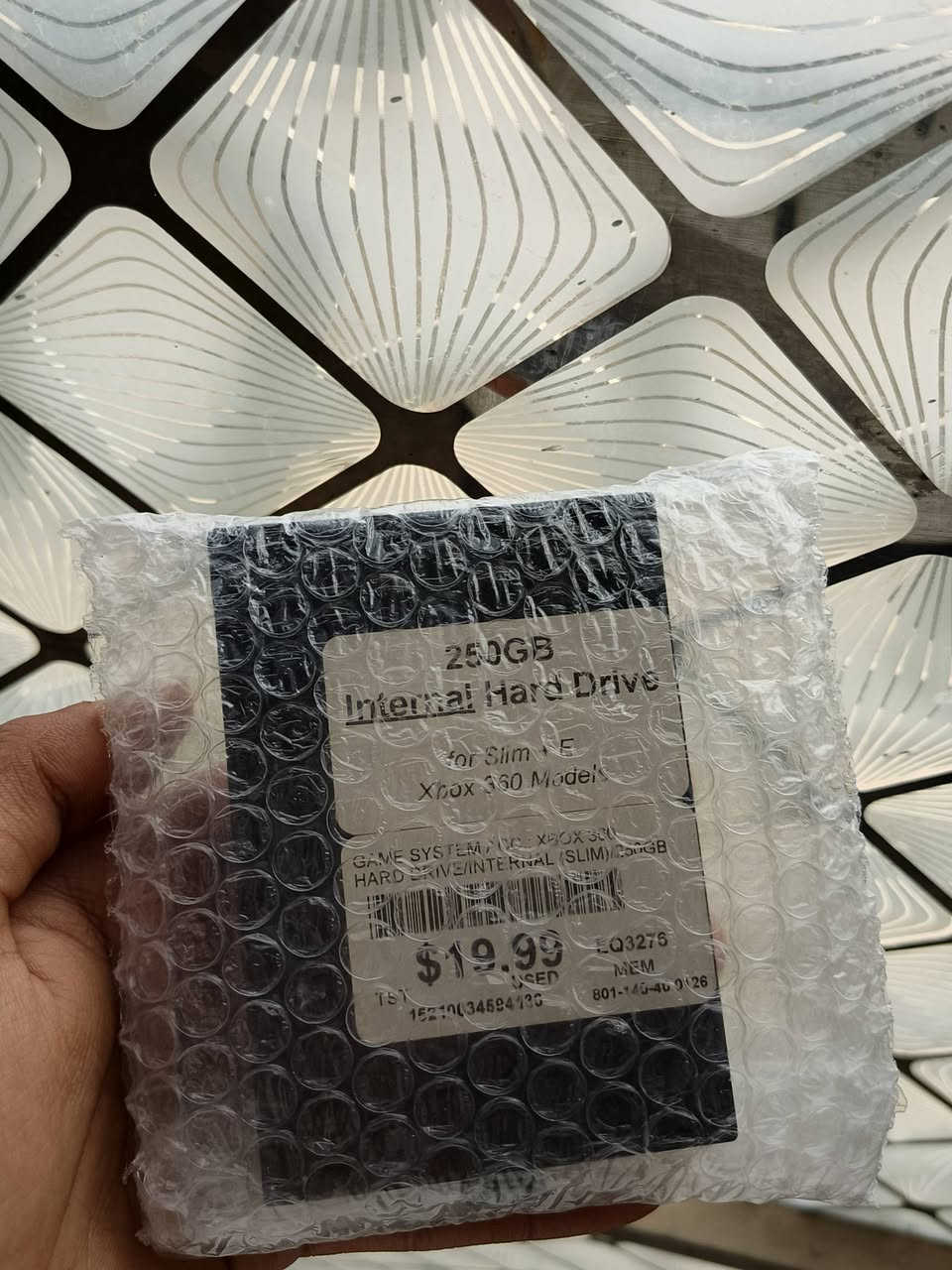 السلام عليكم متوفر هارد x box 360
نوع اصلي جديد غير مستخدم 

يحتوي على عدد كبير من العاب 240 لعبه من اقوه العاب بي شنو يعجبك بي 

سعره معه التوصيل 25 الف ماتلكه هيج سعر او هلكد العاب بي 

رقمي واتساب حجز ***********

مكاني بابل حله
