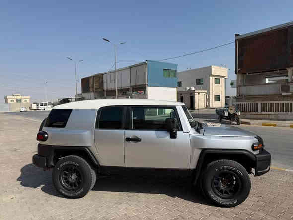 للبيع او مراوس بجالنجر حديث حته لو أنطي فرق واذا 8 سلندر بعد افضل 
اف جي 2007 

رقم جديد بغداد بأسمي   

مرشوشة بيهة  جهة الصدر  جانت جاردة

كاملة مناقصهة برغي 

مكينة 

كير 

صدر 

باتري 

تخم ويل ميثود الاصلي 

تايرات دلوب ياباني 

 كشافات  امامي و خلفي 

فور ويل 

تخم  سماعات  و دمام 

السعر 155و بيهة مجال

***********
