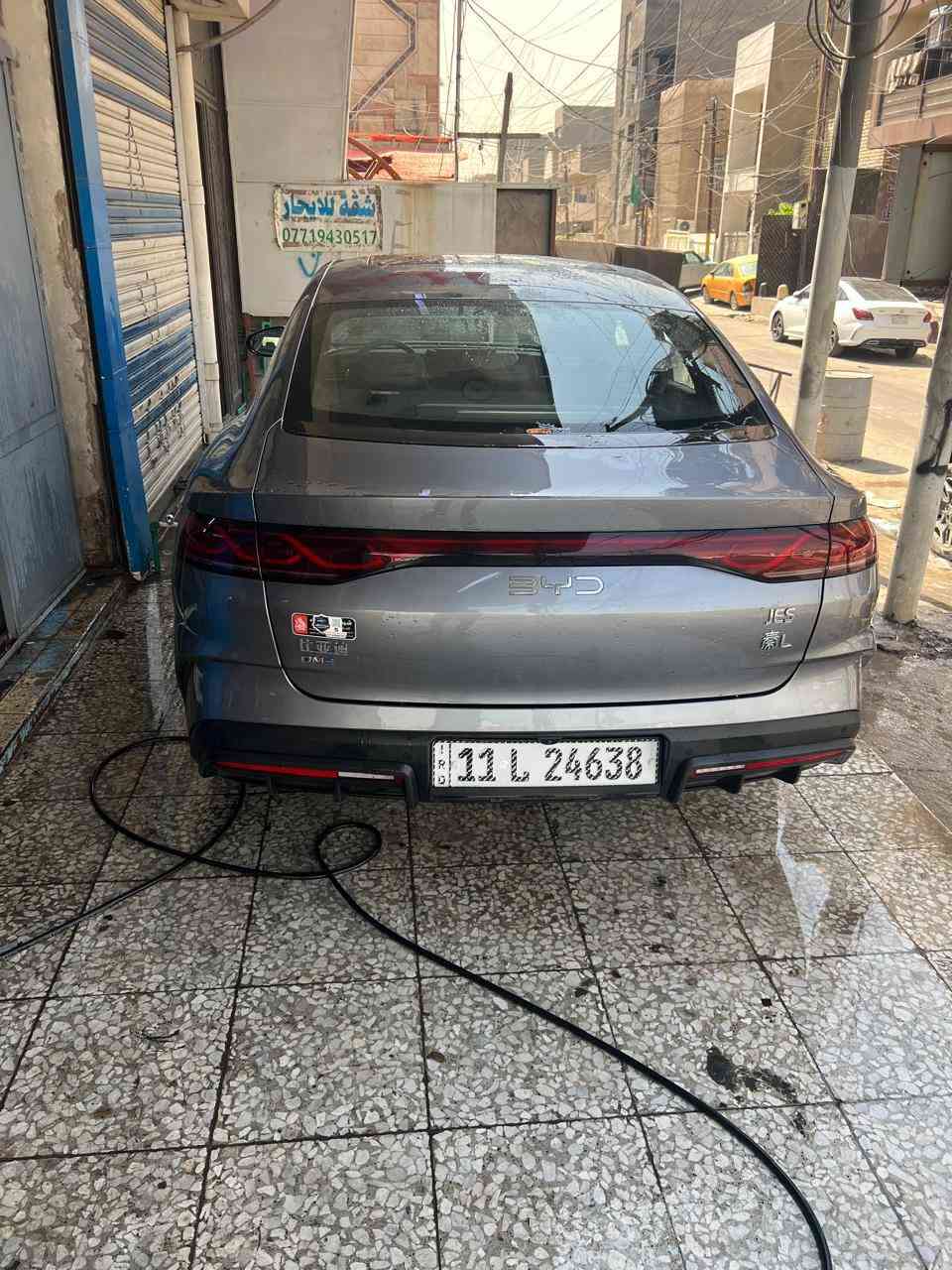 السلام عليكم byd كن L
موديل 2025 
ماشية 5600 /  5 اللاف و600 
فول مواصفات
 4 كامرات 
سلايد 
حساسات امامي وخلفي
اوتو بارك 
سيارة نضيفة وجديدة ومناقصهة اي شي 
المكان بغداد المشتل 
للتواصل اتصال او واتساب 
***********
