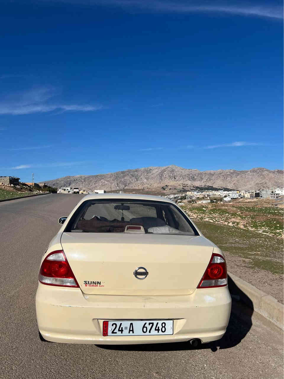 تكسي نيسان سني موديل 2012 سه ري بولند دوو بوستا سبخه په راشوت فه بوي داخلي نيه ره قه موو سه نه وي جديد هه تا 2029 هه ر جار تايره جديد هه يكه لي سياري ي خاوينه سعر 112 $ ژماره موبايل ***********.. دهوك, العراق
