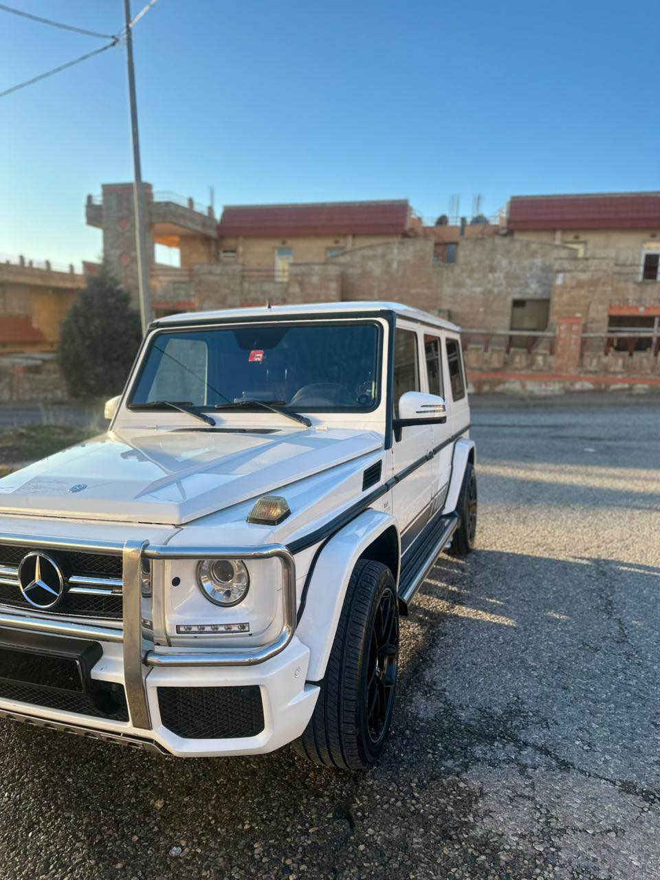 جی کلاس ٢٠١٧ خلیجی زمەمان ٢ سیوچە بی رەقەمی دوبەی کۆدی بۆکراوە بە ناوی خۆمانەوە سەیارەکە G63 واتا قەپات مواسەفات  و کەلە دیڤیدی سەیارەکە بی بۆیاخ بی سارد بی جاڵ و بی شوختە گیر و مەکینەو کارە بای و دەبل و هەموی بەشەرت ١١٦ هەزاری هەقیقی ڕۆشتوەو یەک دەستە سەیارەکە ٤ تایەو ویلی لۆکی لەژیردایەبی هیچ ناوقسانی و خەلەلیک  کامل سیرڤس کراوە و لە سەیارەی رەقمیشدا لە مۆدیلی خۆیدا سەیارەی وا تازە نەماوەتەوە گۆرینەوە ناکەم تەنها فرۆشتن نرخی ٣٧٥ گەڵاو معامەلە لە سیلیمانم *********** السليمانية, العراق
