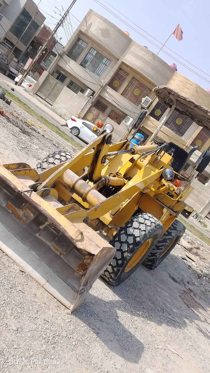 السلام عليكم شفل كوماتسو حجم 50الببع رقم الهاتف ***********
