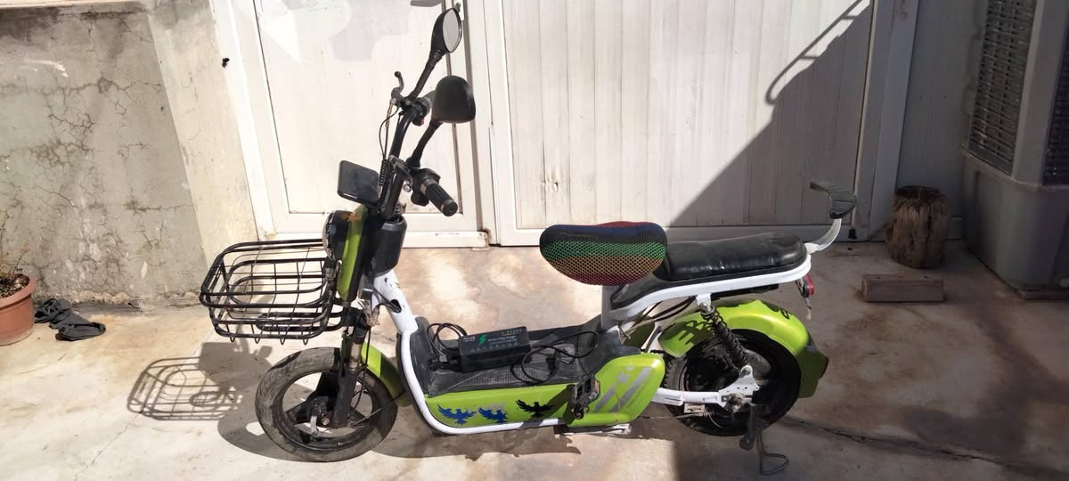 بايسكل شحن للبيع ٢٠٠ الف  عنوان كركوك
***********
