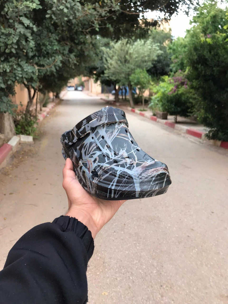 الأناقة تبدأ من الأسفل! 😎✨
كروكس بتصاميم عصرية فريدة (Black Camo & Deep Blue) تجمع بين الراحة المطلقة والمظهر الفخم لخرجاتك اليومية.
​📦 متوفر الآن للتوصيل.
👉 المقاسات متوفرة من 40 .....44
ب 55 ألف برك 🌟🌟


**إذا كنت صاحب هذا الإعلان وتريد حذفه لأي سبب، رجاءا أرسل رسالة إلى الدعم الفني**