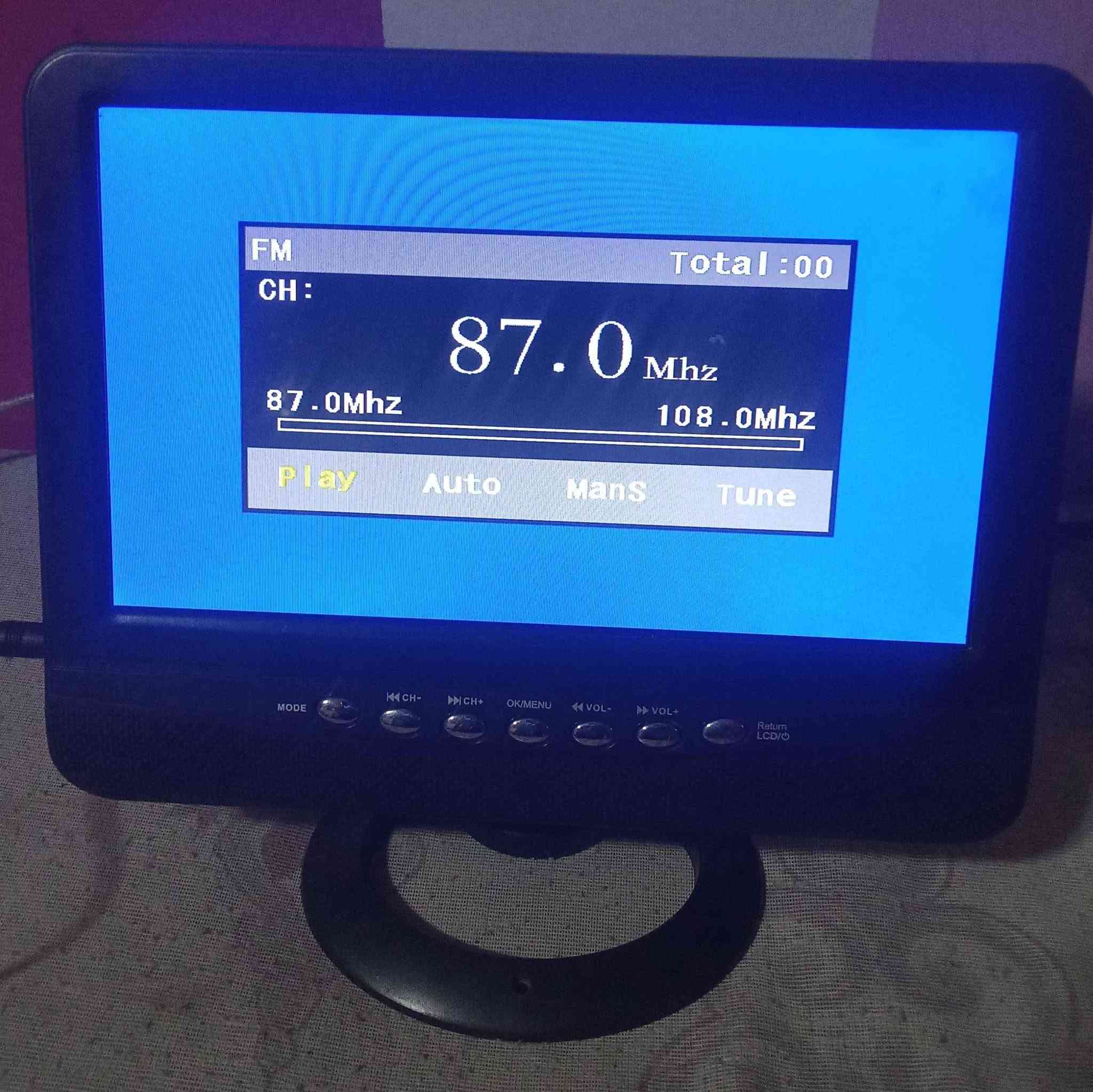 تلفزيون محمول 9.5 بوصة NS-911 بحالة ممتازة، يعمل بكفاءة، يشغل الفيديو والصوت من الفلاشة USB، به راديو FM، معاها الكابل كهرباءالأصلي  والريموت الأصلي. وكابل للسيارة ووصلة 3*1 اوديو وفيديو مناسب للسيارة والمنزل. العمرانية, الجيزة


**إذا كنت صاحب هذا الإعلان وتريد حذفه لأي سبب، رجاءا أرسل رسالة إلى الدعم الفني**