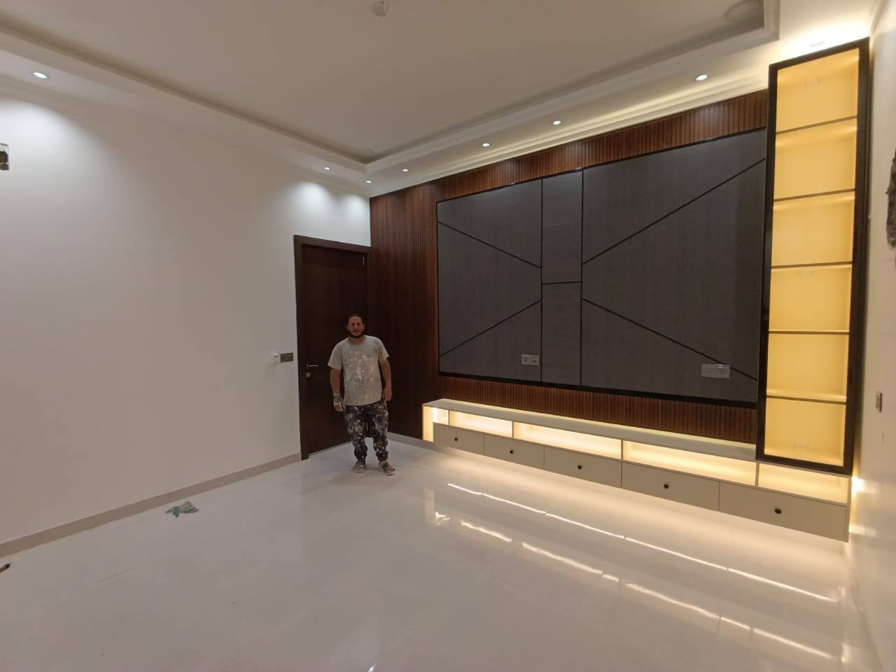 لمسة ديكور فرع الفلوجة
تفيذ المبدع احمد في مجمع القمة الطبي ٠
تصميم . تجهيز . تنفيذ 
نعمل بجد لخدمتكم باأشراف كادر هندسي
مختص وكوادر فنية لعمل جميع الديكورات
العنوان /
الفلوجة شارع 40 قرب كافتريا احمد ياسين 
ومجاور قاعة فلسطين الرياضية 
للاستفسار يرجى الاتصال 
***********
***********
***********
