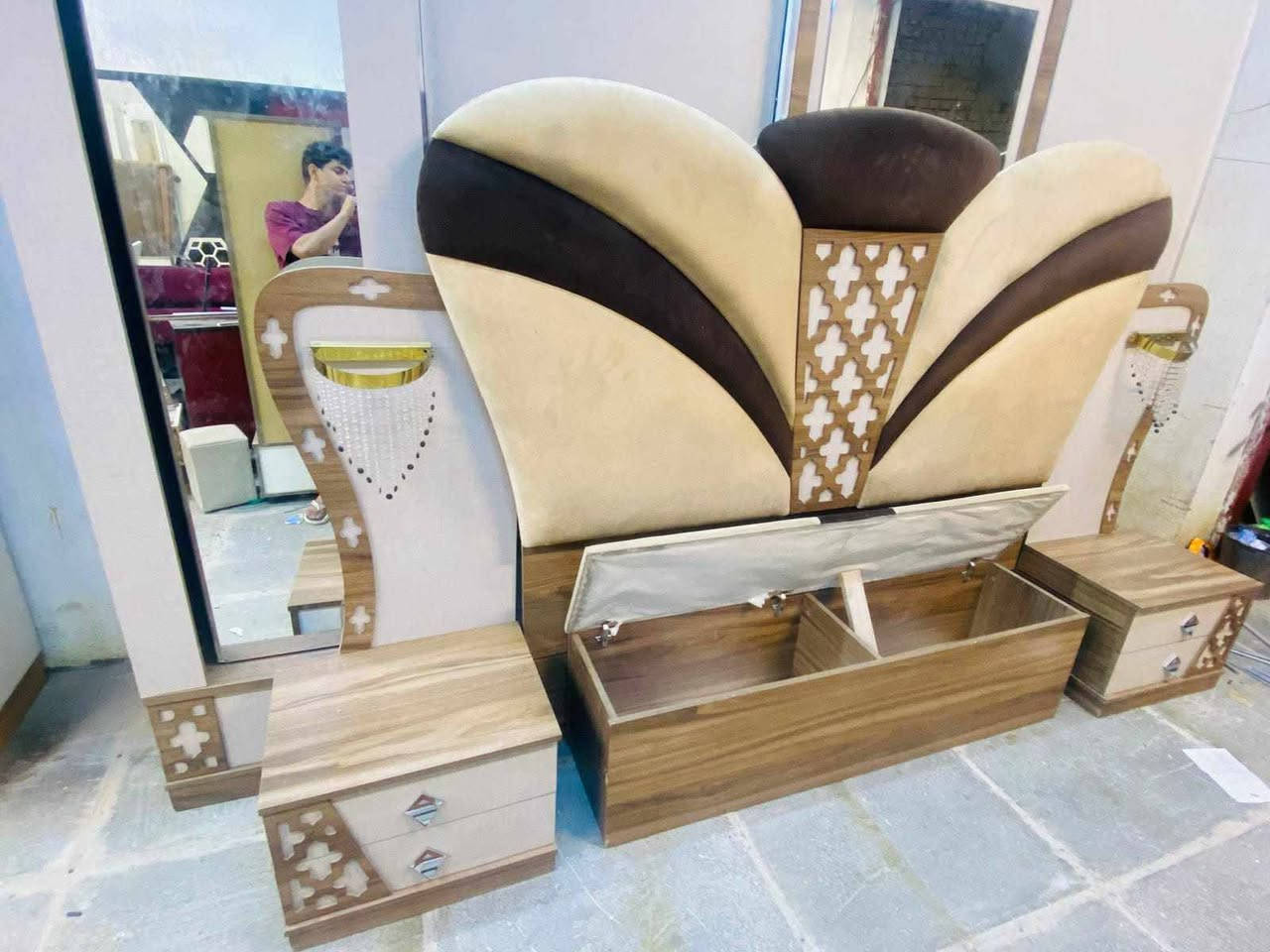 غرفة تركيا مستخدم نضيف 🤍
 ✔️تتكون من 10 قطع موديل حلو 
💰 السعر بسس 700قففل 
🚚 شد ونقل داخل بغداد مجانا
📦 توصيل لجميع المحافظات (كروة)


**إذا كنت صاحب هذا الإعلان وتريد حذفه لأي سبب، رجاءا أرسل رسالة إلى الدعم الفني**