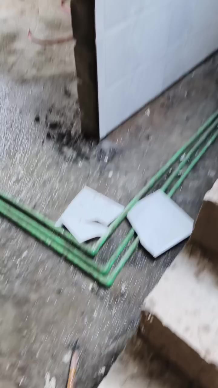 ‏‪***********‬‏
