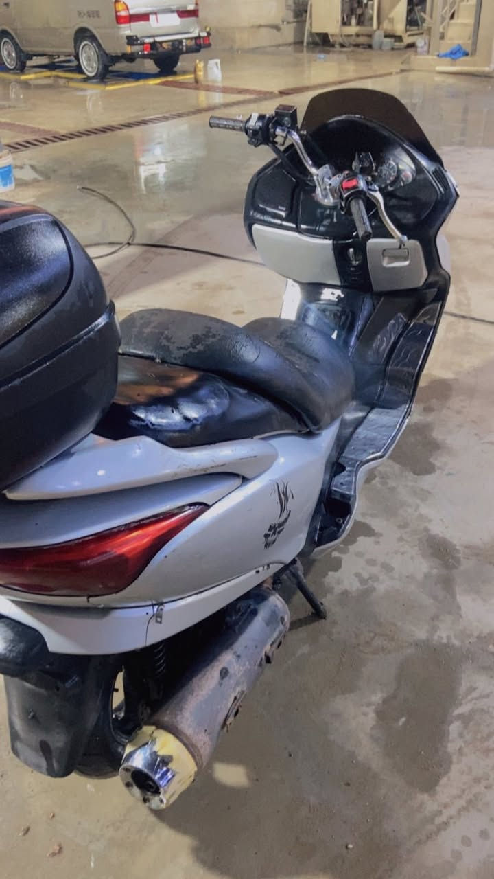 فورزه صفر ٨ بصمه مكينه خير من الله شلعه او معدل نكره بكل وقت كهربايات كله شغله
عليها زوج زنون 
تاير خلفي جديد 
بيع او مراوس شعندك نزل 
بعقوبه ***********
