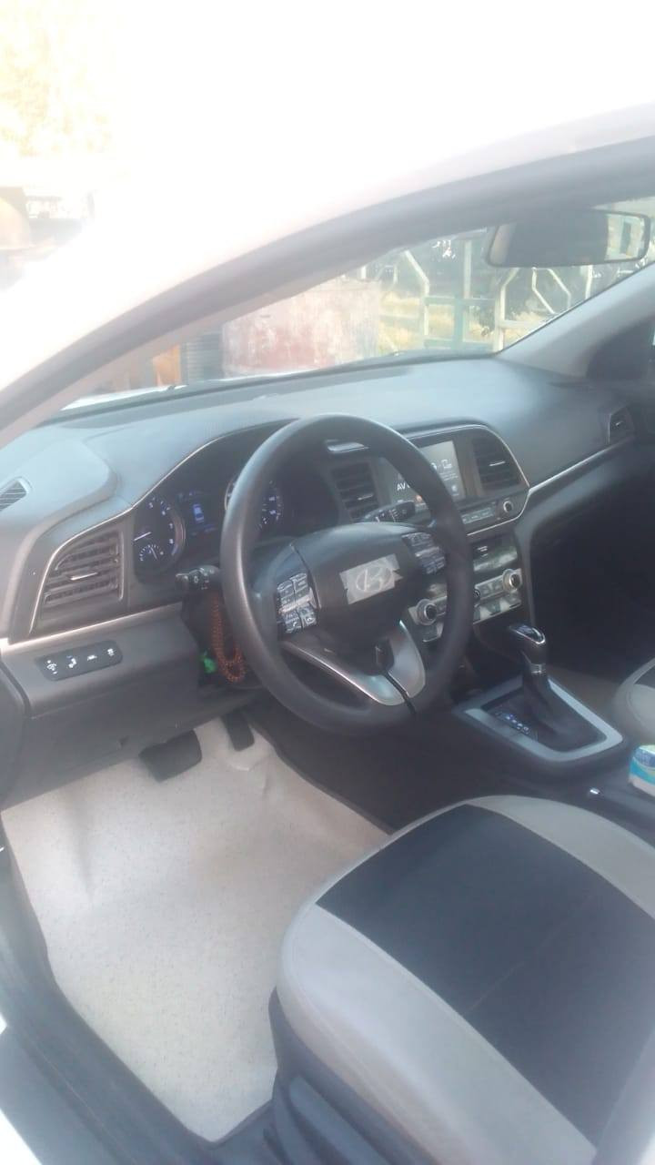 سلام عليكم النترا موديل (٢٠٢٠) وارد امريكي حادثهه فقط جاملغ ليمنه وراجع نفسه  بدون دواخل ليبل واحد محرك (٢٠٠٠) دوش لمرغوب  بلاد ممفتوح هوه ولكير على وضع الشركه ماشيه ( ٨٥ الف)  مواصفات كير اوتو ردارت توقف ذاتي تحديد مساره رقم بغداد الجديد بسمي تحويل مباشر  سعر( ١٥٠ $) توصل على هاذا الرقم ويتساب فقط (***********)
