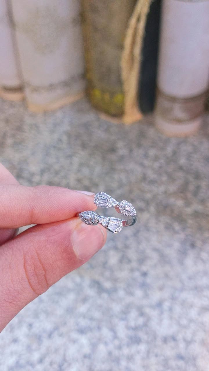 متوفر الان داخل المحل 🤍 عشاق الفضيات و النزاكه 

اكسسوارات برازيلي بطلاء ثابت و جودة عالية 🔥
العنوان - الأمين الثانيه سوق الشهداء داخل فرع البالات متوفر توصيل 🤍👍


**إذا كنت صاحب هذا الإعلان وتريد حذفه لأي سبب، رجاءا أرسل رسالة إلى الدعم الفني**