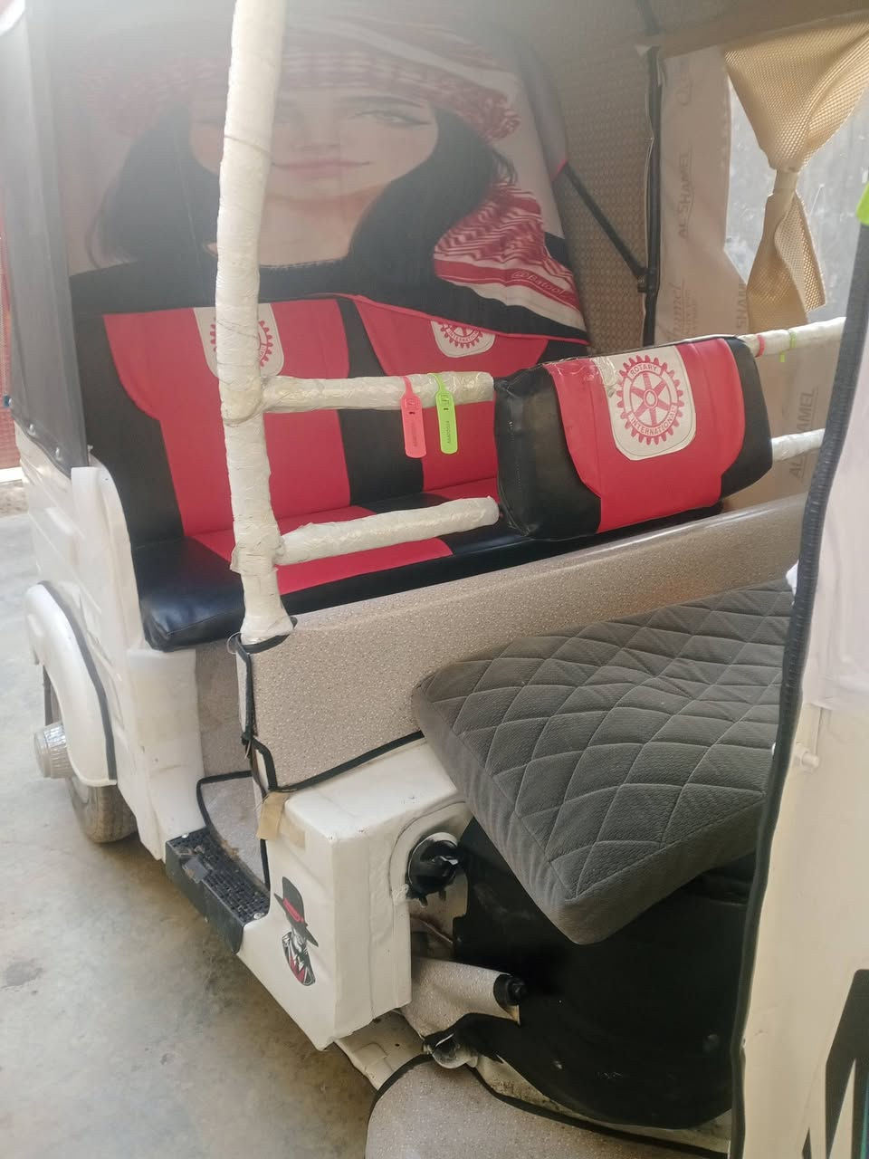 السلام عليكم تكتك 16داخله على 17محرك 20تكتك معمرة تكتك حلو فول اوراق  العنوان بغداد السعر 3700رقم ***********
