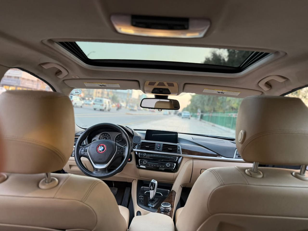 السلام عليكم شباب BMW F30 موديل 2018 LCI سيارةً محدثة M3 داخل بيجي كهرباء محرك 2000 تون توربو ماشية  80 ميل رقم اربيل جديد باسمي سيارة حادثهة بنيد وجاملغ سطحي ايرباك دشبول وبعدة على وضعة ما مصلح فول مواصفات السيارة جاهزه صفر مسج مابيه ريع مصرف شباب السعر ١٦٣ وبيه مجل 
مكانه بغداد 

***********
