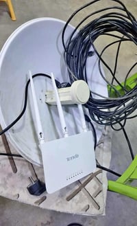 شبكة انترنيت كاملة للبيع شغاله شرط مابيه كل عيب 75الف مع التوصيل وضمان...