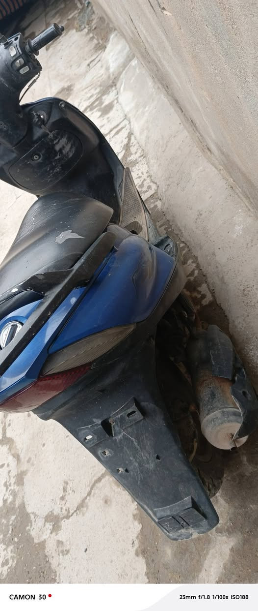 دراجة ماكس ياباني ١٤٠ دراجة خير من الله ونظيفة  محورلها كابريتر مال جني سرعة فول للبيع بسعر ٤٠٠ وبيها مجال 
***********
