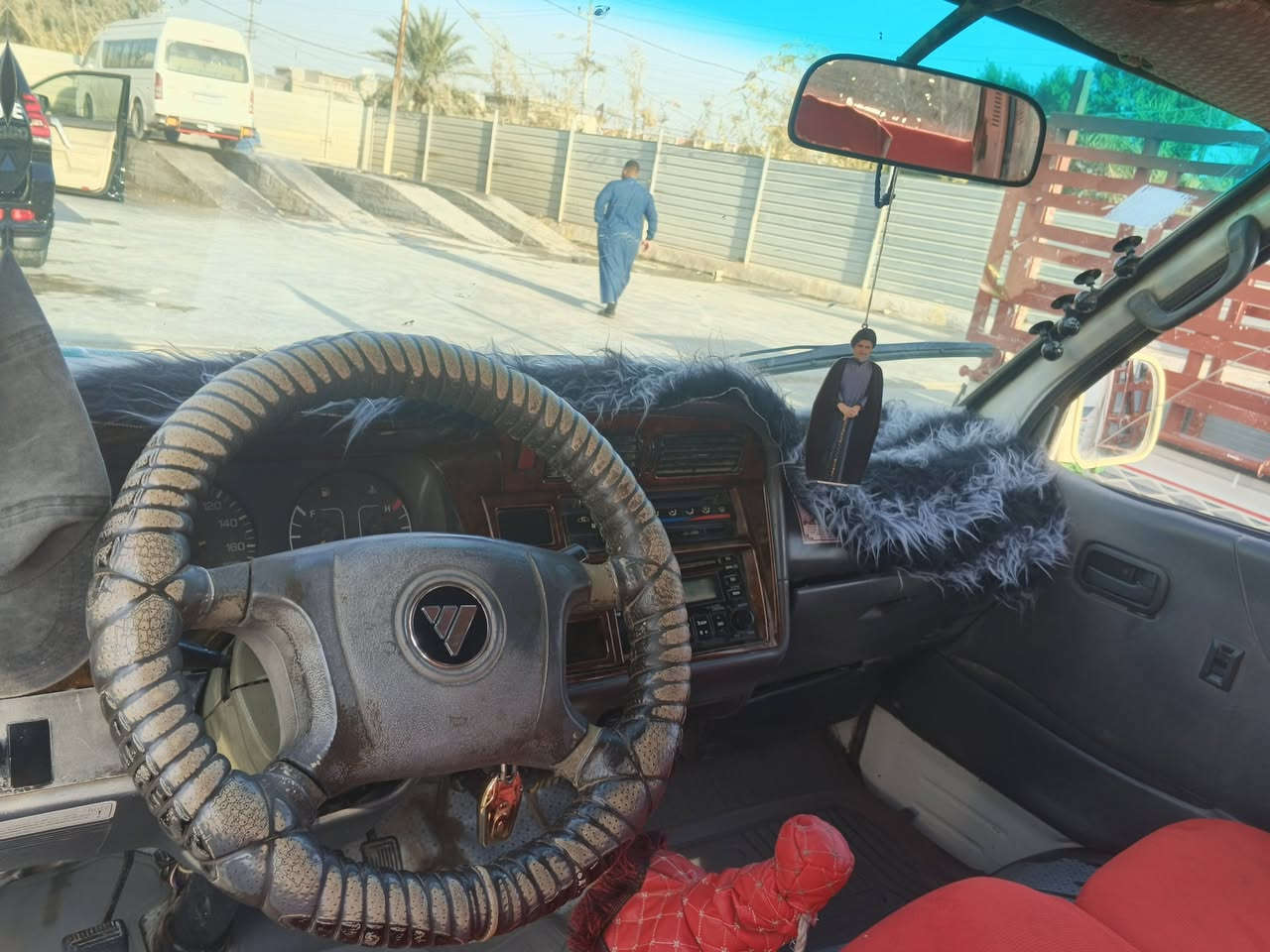 السلام عليكم
فتون للبيع 
موديل 2009
مكينه كير اكسل جديد كفاله 
رقم نكليزي بغداد 
تحويل ثاني يوم 
غرفه سياره نضيفه 
سعر 65 وبيها مجال 
***********
