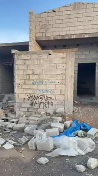 هيكل مسقف كامل للبيع زراعي  مكانه بدر قريب ع شارع فرع مول حسين منطقه ج...