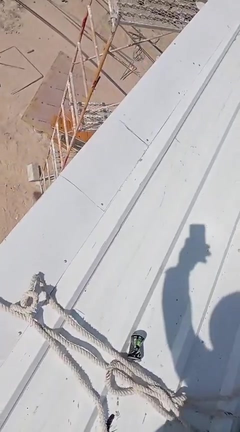 معمل خيرات أبو الحسن علي مستعدون لعمل جميع انواع الهياكل الحديديه وسلالم الخارجيه وسقاىف المنازل عمل أو كرسته وعمل هاتفك ***********و***********
