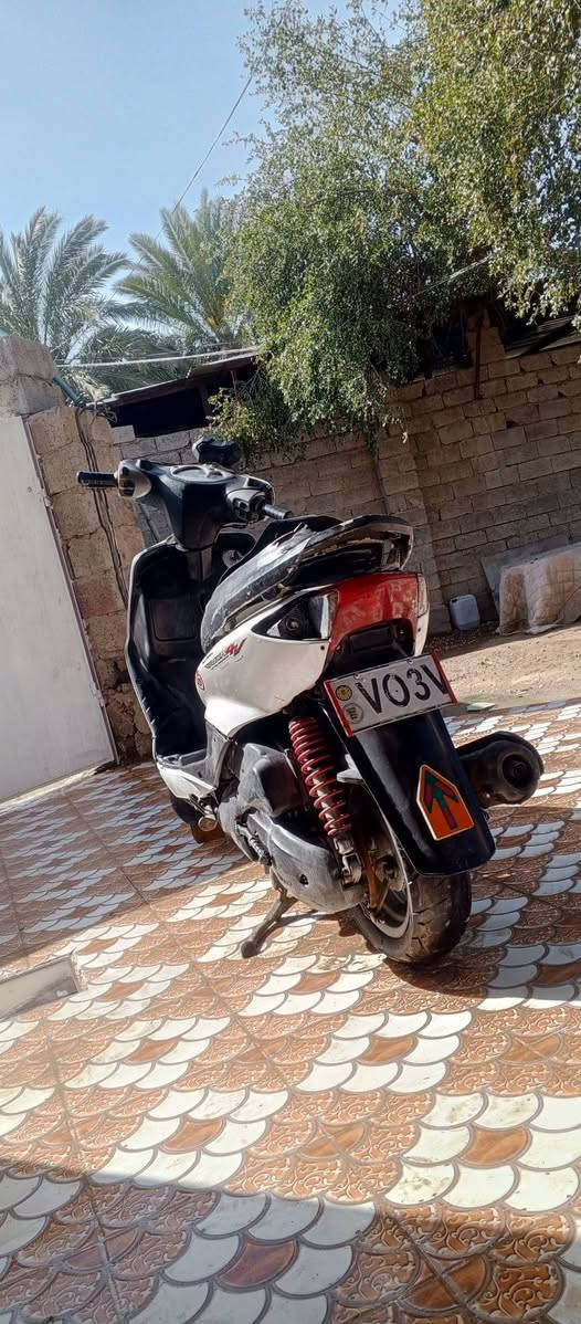 السلام عليكم دراجة سكنس ياباني البيع  كفراتها بلاديات لايت عالي ناصي مكينة بلادي  نكر سلف كهربائيات كلها شقالة السعر 450 و بيها مجال مكان ديالى دقاطع القدس


**إذا كنت صاحب هذا الإعلان وتريد حذفه لأي سبب، رجاءا أرسل رسالة إلى الدعم الفني**