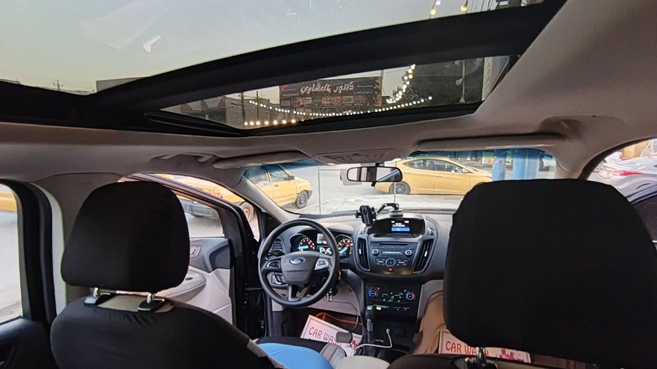 سلام عليكم للبيع او  مراوس فورت أسكيب ٢٠١٧ محرك1500 تيربو اقتصادي يكو كلها شغاله السيارة 
جديد سعر ١٠٨وبيها مجال اتصال وتساب موجود رقم ***********

  بيها بس البنيد مصبوغ قطعة وحده فقط

فول بدون اشاير وبصمة تحكم ستيرن وفتحة قطعتين 

باسمي تحويل ثاني يوم رقم اربيل ادامه وباتري جديد
