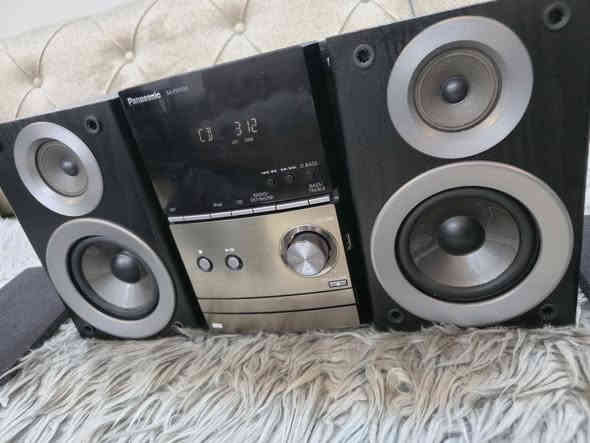 مسجل سيدي. راديو. ماركة باناسونيك. باله. استرالي. شغال كلش نظيف سماعات ابلاد. مكاني سماوه ***********
