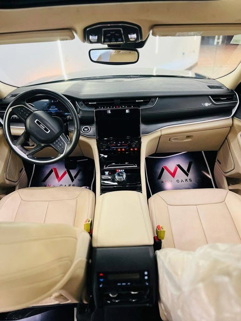 سلام عليكم
جيب 2021 خليجي
فول فول مواصفات للاخير 1/1
ضمان شركه هارلم 
مكفولة كفالة عامة بوضع الشركة 
ماشيه 52 الف 
6 سلندر 3600
______________________
المواصفات: 🟥
*فول مواصفات 
* رادار امامي مع مانع تصادم . 
* تحذير الخروج عن المسار . 
* تحذير النقطة عمياء ⚠ .
* ويل قياس 20 انج .* 
* شاشه كبيرة 10.1 انج . 
* نظام الخرائط (GPS) .
* كاميرا خلفية . 
* المصابيح الأمامية زنون .
* حاجب زنون .
*المصابيح الخلفية ليد . 
* تشغيل عن بعد .
* صندوق كهربائي .
* مقصورة الركاب من الجلد الفاخر  والكنتارا  .
*حساس امطار . 
* المقاعد الأمامية كهربائية .
* المقاعد الأمامية تدفئة + تبريد 
*الخلفية تدفئة
* ستيرن فول تحكم .
* سستم صوت Alpine . 
* انارة داخلية LED . 
* حساسات خلفية . 
* 7 راكب .
* مكيف خلفي مع وحدة تحكم منفصلة       ثلاثة قطع. 
* تدفئة ستيرن . 
* مرايا متحسسه للضوء العالي . 
* مانع تصادم خلفي .
*نظام ترحيب ودخول بدون مفتاح . 
* بلوتوث تلفون . 
* محدد سرعة . 
* نظام التشغيل والاطفاء الاوتوماتيكي 
* سايد بريك كهربائي .
*شاشة دجتل مقاس 12 انج مع خاصيه التحكم في الاعدادات
 رقم بغداد بأسمي تحويل ثاني يوم 
سيارة جديده بحاله الزيرووو سعرها مناسب بلعافيه ع الياخذها 
السعر 38 الف 
مكان السيارة بغداد الكرخ
علماً ان السياره باسمي ***********
