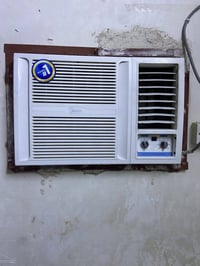 مكيفين للبيع جدد بعدهن العام اشتريتهن  قيم واخذ 07830449462