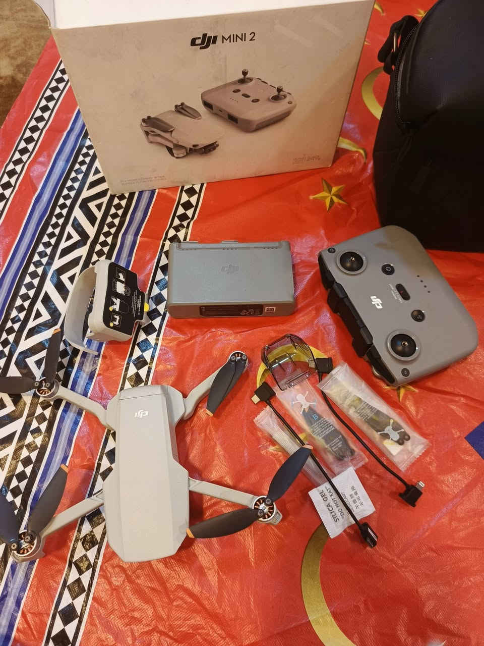 عيدكم سعيد وكل عام وانتم بخير
مني 2 كومبو بطاريات ثلاثة وريش احتياط وجنطة غراض كاملة 
السعر ٥٠٠ بيهة مجال للتفاوض 
جاهزة اطير وتصور ثبات عالي وتصوير بدقة عالية احترافية 
تجي تفحص واطير وتصور وتقتنع وتشتري وبخدمتك
جماعة اليكسر بالسعر رجاءا لا تعلق 
ملاحظة : الدرون مبدل ذراع امامي يسار 
مكاني بغداد حي الجامعة


**إذا كنت صاحب هذا الإعلان وتريد حذفه لأي سبب، رجاءا أرسل رسالة إلى الدعم الفني**