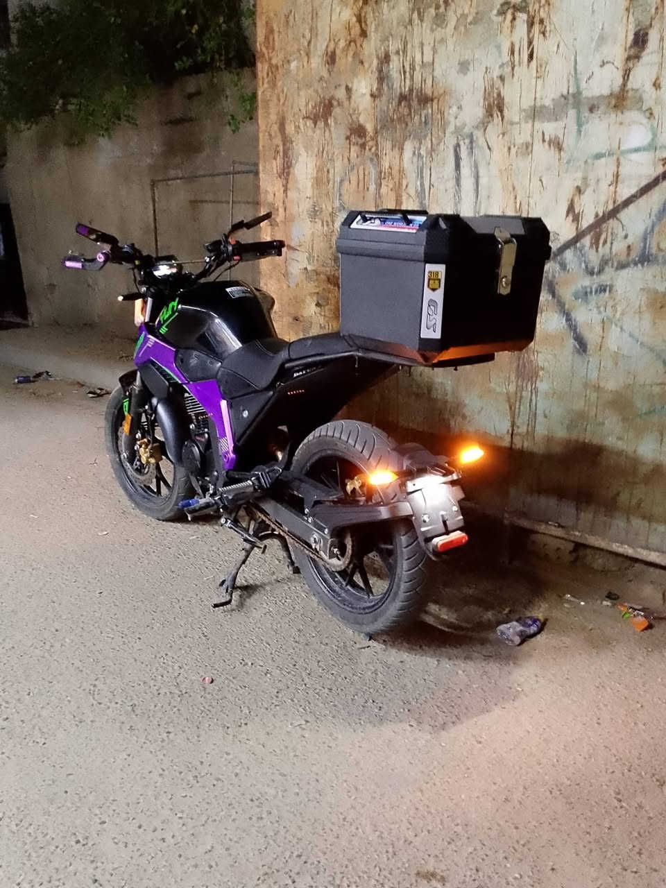 مكلف بل نشر .سلام عليكم دايوان ميكا200cc موديل 2024 مكفولة كفاله عامة اوراق معرض السعر 1700 و بيها مجال مكان بغداد الكماليه التواصل ***********
