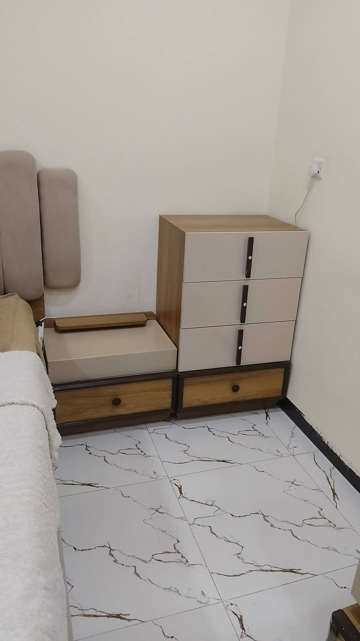 حبايب عندي غرفه نوم لبيع وميز وكراسي وقنفات تنفتح صير تخت اذا حابين


**إذا كنت صاحب هذا الإعلان وتريد حذفه لأي سبب، رجاءا أرسل رسالة إلى الدعم الفني**