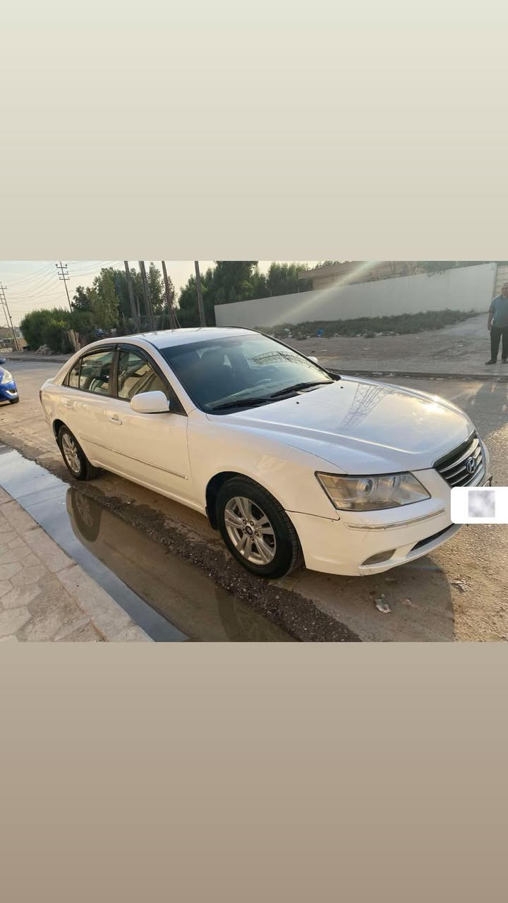 سوناتا 2010 خليجي للبيع رقم بغداد محرك 2400 مجفت نضيف كير 5 نمر جديد تخم تاير وحداديه جدد تبريد ثلج شاشه وكامره جدد السياره مصبوغه عام تكسي الامارت بدون ضربه والسياره حلوه وماعايزها شي السعر 98 وبيها مجال للشراي راسلني واتساب *********** مكاني نجف
