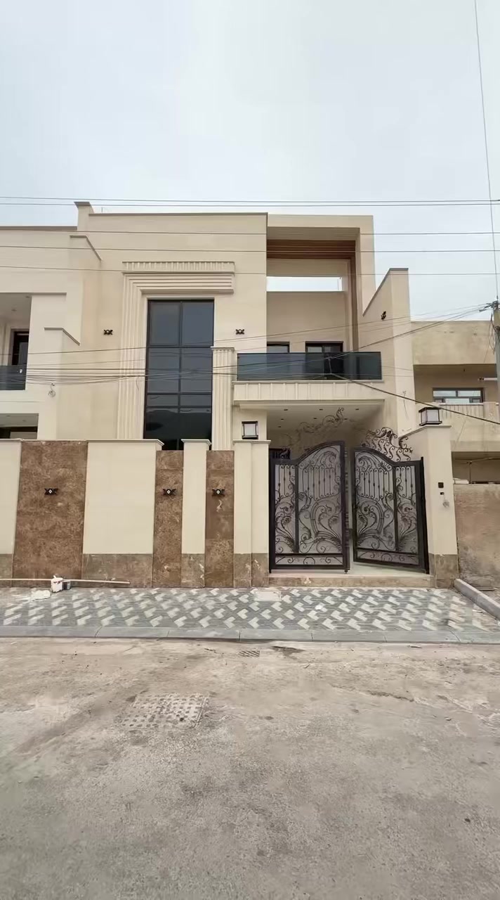 #بعد التحية والسلام
يقدم مكتب حلم الغد 
أجمل العروض

#دار للبيع مساحة168متر  

الواجهة ؛ 8 م
النزال؛21 م 

يحتوي الدار على صاله +مطبخ + 5غرف نوم +حمامات 

#موقع الدار السيدية مربع التصنيع 

للاستفسار الاتصال على الأرقام التالية 

***********
***********

#مكتب_حلم_الغد_للإستثمار_والتطوير_العقاري
لمعرفة العروض الاخرى
يرجى زيارة موقع المكتب الكائن 
#بغداد السيدية شارع الكويتي
