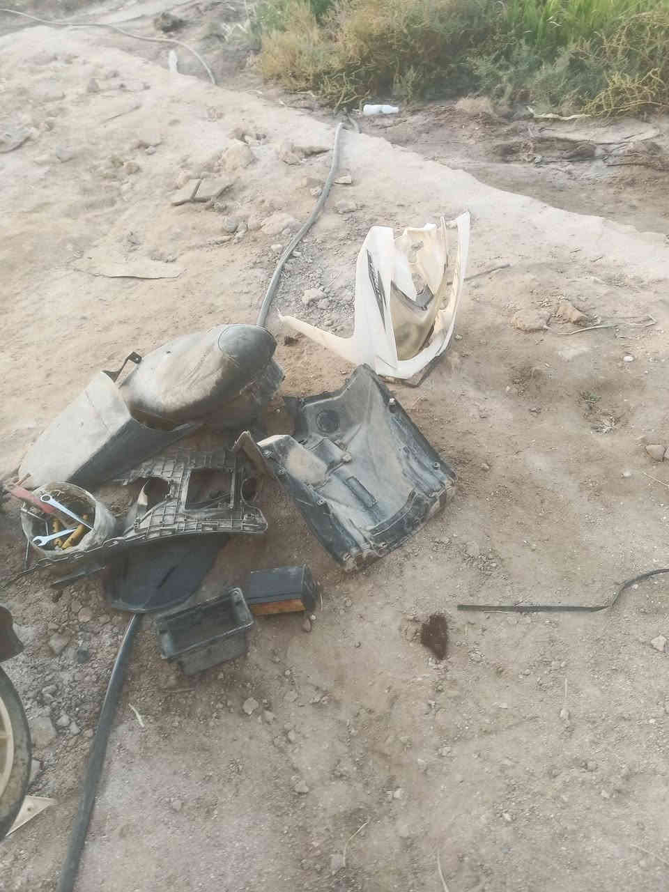 سلام عليكم دراجة سكنس صيني لة بيع انة مفصخ نص غراضهة تريد تشتريهة كاملة تريد غراض تفصيخ مكينة ما مفتوحة شغالة عايزلهة بس قبق اكسن راسني على صفحة و هاذة رقمي لة و بي وتساب ***********
