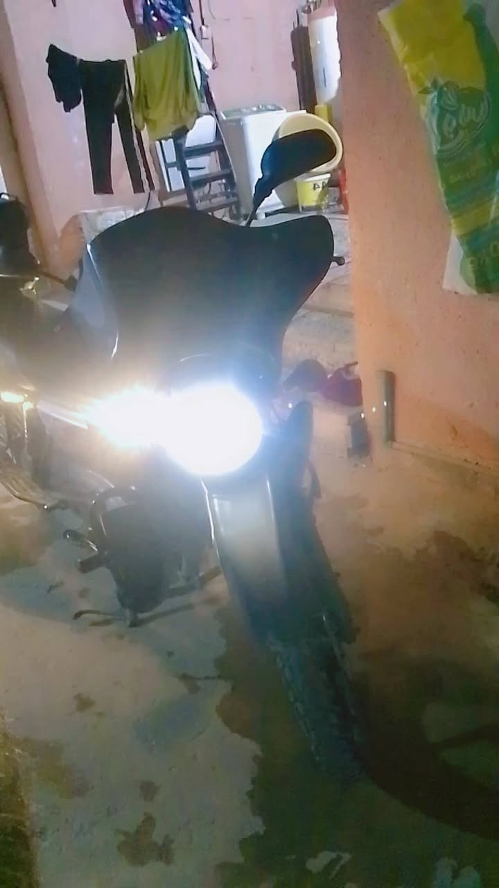 السلام عليكم دراجه بوكسر للبيع موديل 20 كفاله عامه دراجه كهربائيات جاهزه مقفول شاصي در هزه جديده تحويل ثاني يوم الشراي يتصل على هذا الرقم ***********
نقصها تبخر السعر مليونين ونص وبيها مجال حق الجيه
