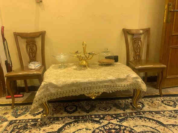 سلام عليكم 
عندي تخم زان تركي للبيع عشر مقاعد بمليون ونص وبي مجال بسيط 
للتواصل ***********
