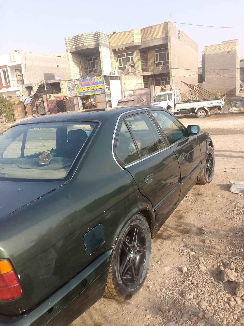 535 عادي مفتوح 1990.  رقم دولي ويل ام 16. السعر 45 وبيه مجال رقم ت ***********
