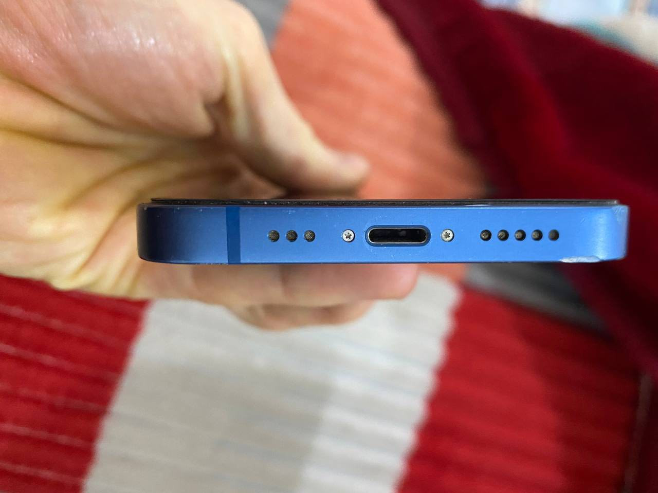 13 للبيع أمريكي مكفول مامبدل
 بيه أي قطعه بطاريه 88
السعر 450وبيه مجال
أتصال عل الرقم ***********
