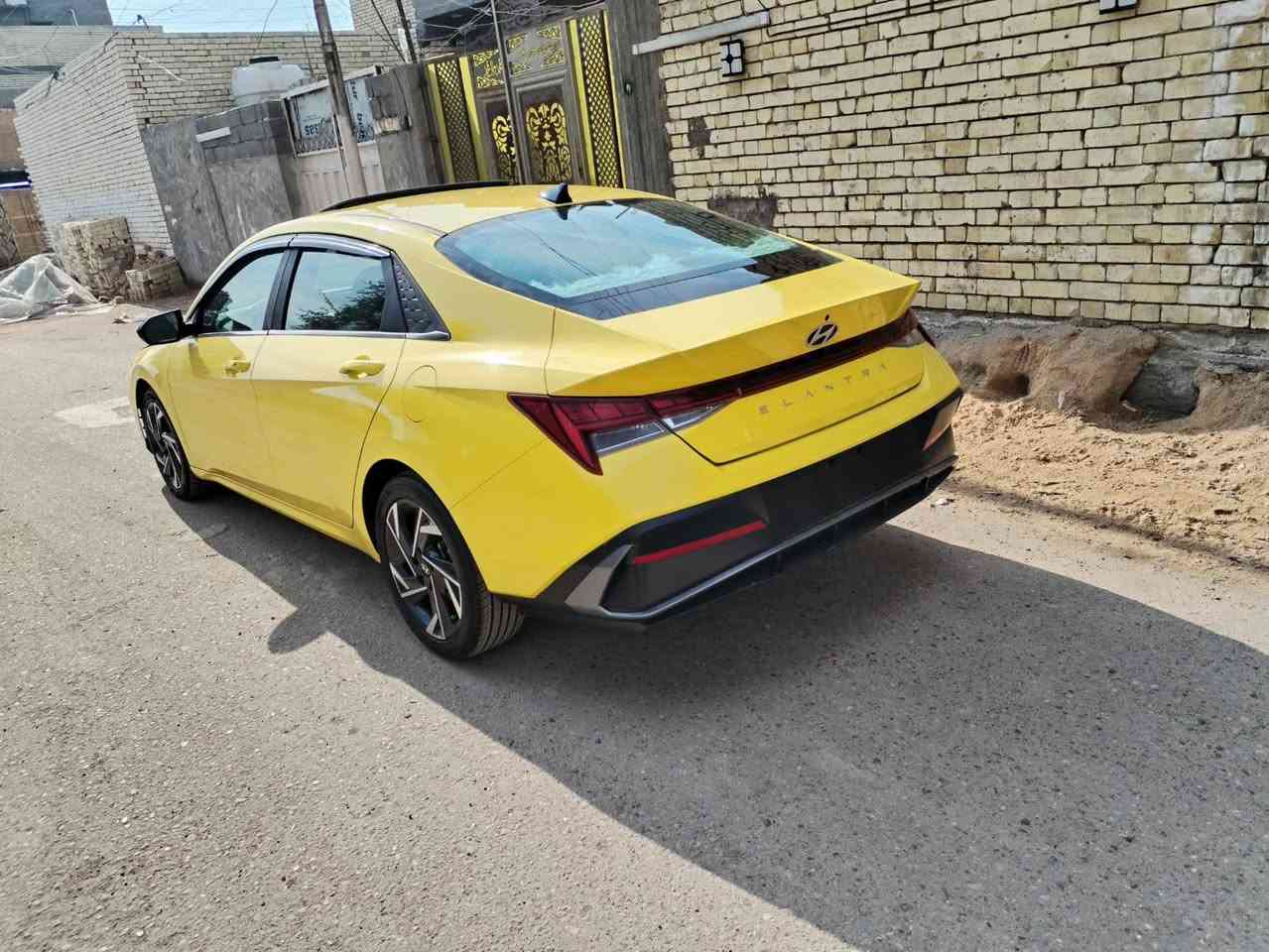 النترا 2024 فول بدون ايرباك
بصمه فتحه تدفئه كشنات شاشه متصل 
دخول اصفر برتقالي اجره 
بغداد 
السعر 152 بدون رقم 
***********@
