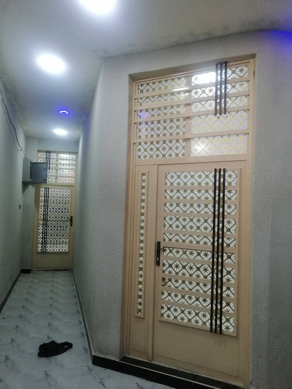 دار عدد ثنين البيع جاهزات السكن وره البدعة بزراعي الاستفسار عاله هاذه رقم ***********
