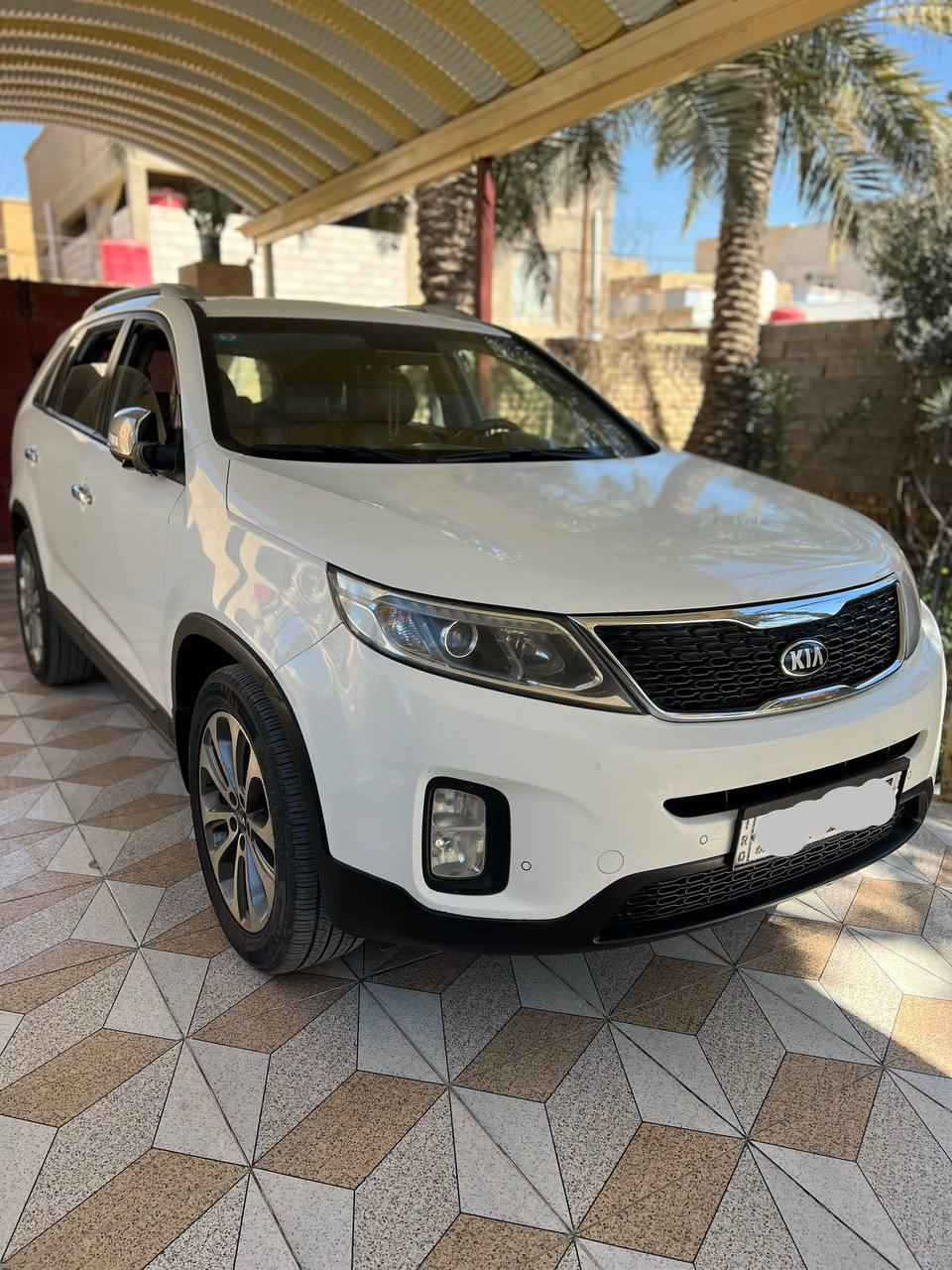 سورنتو ٢٠١٥ خليجي 
مكفولة 
٦ سلندر 
٧ راكب 
حساس أمامي + خلفي 
شاشة 
إشارة بالمري 
ثلاث أنظمة قيادة
مكان السيارة ذي قار / قلعة سكر Singapore


**إذا كنت صاحب هذا الإعلان وتريد حذفه لأي سبب، رجاءا أرسل رسالة إلى الدعم الفني**