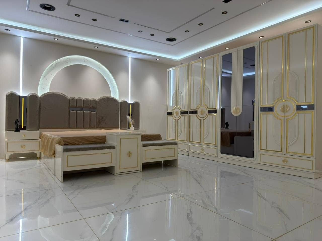 *تم وصول موديل فوكا*
*10 قطع*  
     

✅ الشازلونه مخزن السرير مخزن
✅ برغي  وجوي حديد
❇️ضهر بلوك
✅ المصنع الأصلي
✅ قياسات ضخمه 
  اناره بل كومديات
اناره بل ميز تواليت 

جام فيما مطرش
سجه ثلاثيه 

السعر مليون و600 الف


**إذا كنت صاحب هذا الإعلان وتريد حذفه لأي سبب، رجاءا أرسل رسالة إلى الدعم الفني**