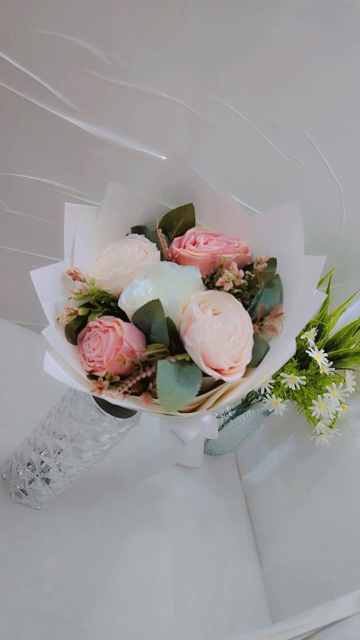 متوفر بوكيه ورد بيع مباشر الي يريد خلي يراسلني خاص


**إذا كنت صاحب هذا الإعلان وتريد حذفه لأي سبب، رجاءا أرسل رسالة إلى الدعم الفني**