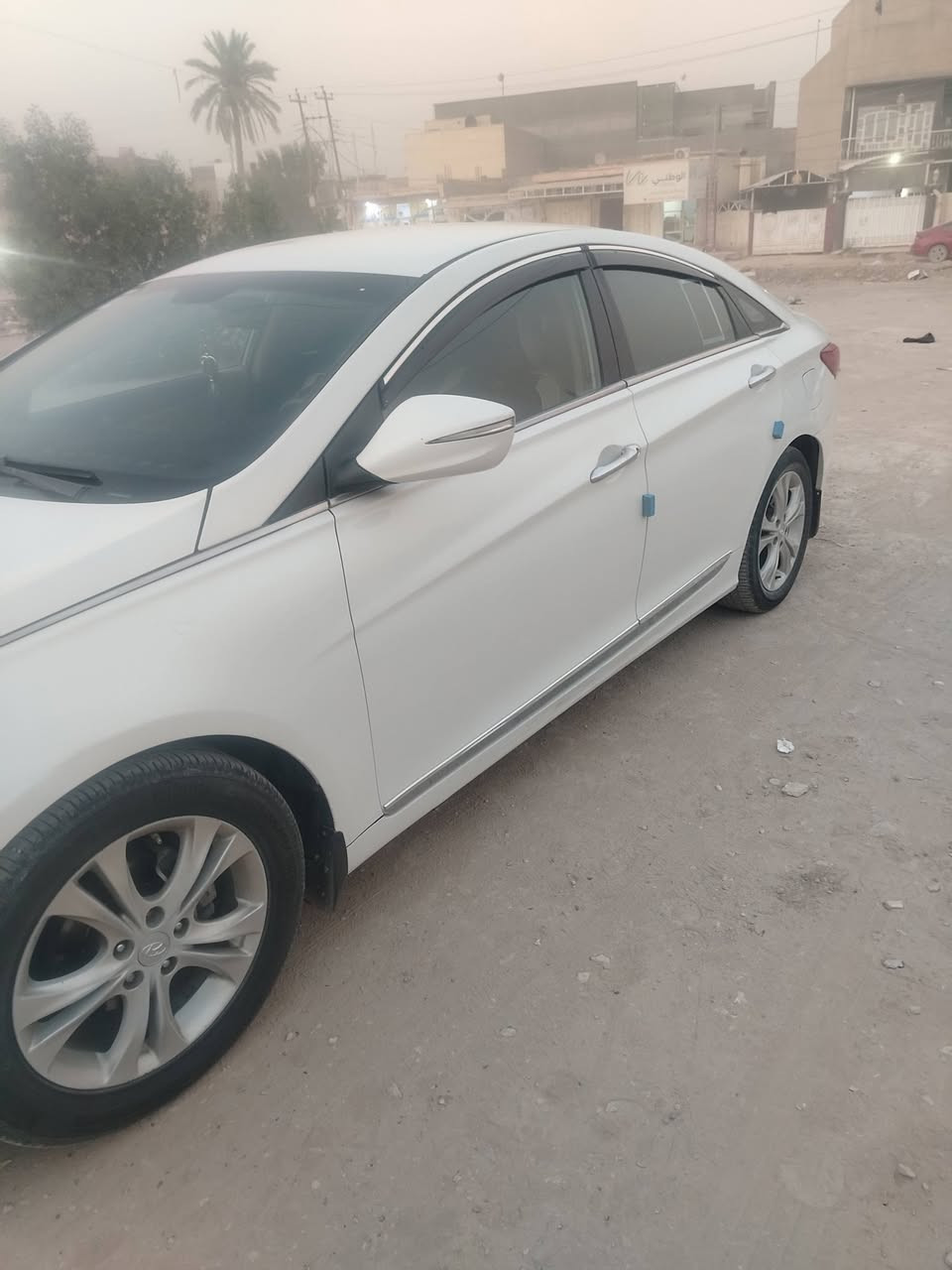 سوناتا خليجي 11
سياره جديده مال جناي
$100
حله ***********
