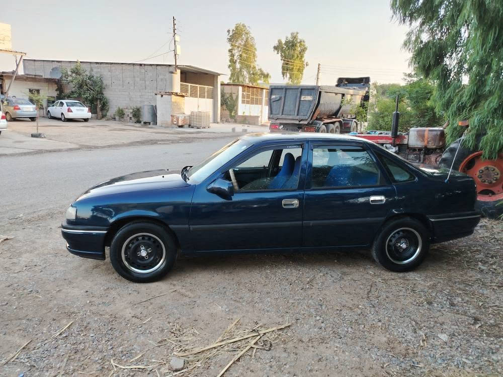 فرۆشتنی خێرا  ئۆپڵ میکترا 1990 مەکینە مەرغوب 18 ڕەکەم کەرکوک بەشەرتی ئەوەلیات دەعمو لێدراو خاسی بەشەرت تەقەورەقەو کارەبای بەشەرت هەمووگیانی جایزە زۆر پاکە سەیارەکە سەودا ش دەکەم بشتێک بەدڵم بێ *********** ڤایبەر وەتسئاپ كويسينجاك, أربيل

