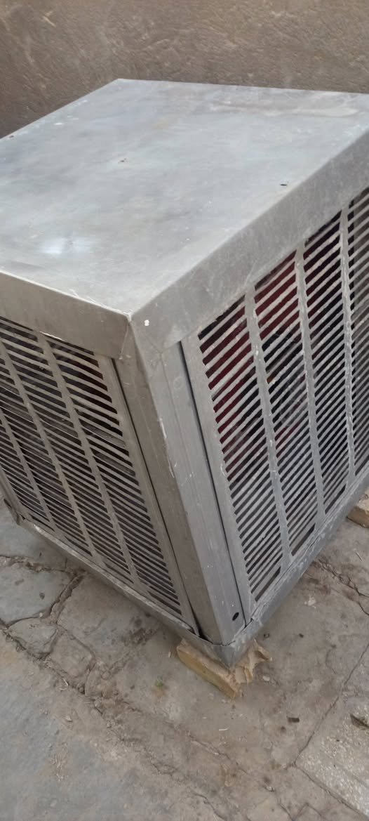 مبرده المنيوم حجم 2ونص للبيع عنواني بغداد المدائن سلمان باك/***********
