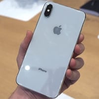 اكس ماكس • نضيف • بطارية ١٠٠